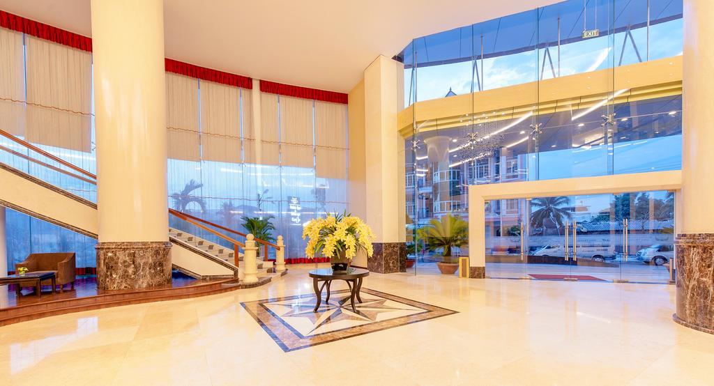 Muong Thanh Grand Nha Trang Hotel Exterior foto