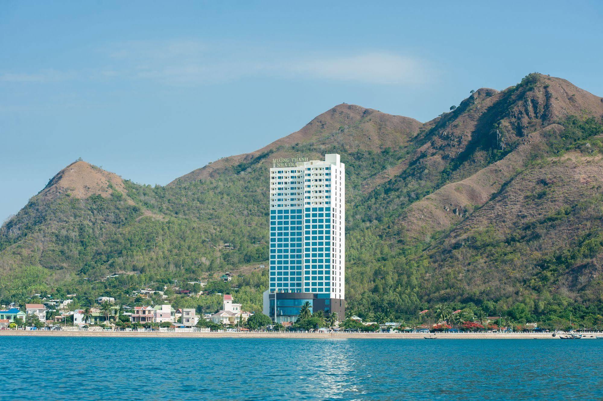 Muong Thanh Grand Nha Trang Hotel Exterior foto